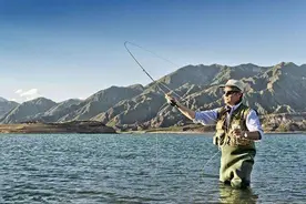 海竿钓鱼，要如何配砣，才能充分发挥海竿抛远的威力？图片