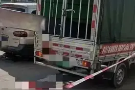 海口女子骑电动车撞上货车身亡，交警认定事故双方承担同等责任图片
