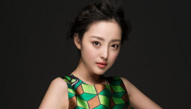 王洁曦去世6年,生前因《丑女无敌》爆红,为演戏曾去夜总会试台
