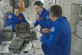 天宫空间站尿液自产自销，全球有两家能做，每年可少发一艘天舟图片