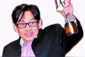 泰迪罗宾罕露面！身高仅1米5却气场十足，76岁儿女双全生活美满图片