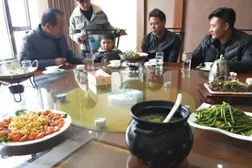 经常陪娃去三个地方玩，比天天看书更有益，长大后也比同龄人优秀图片