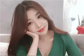 韩国釜山大学最美女教师，因太美，学校禁止她穿性感的短裙上课图片