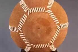 中国古代球类活动——蹴鞠图片