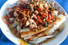 烧茄子这样做，不用油炸，不用炒，软糯少油，开胃又下饭！图片