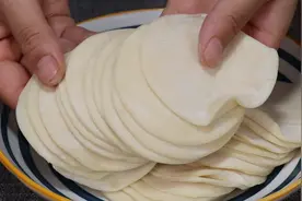 早餐别老一套了，1块钱饺子皮，解决全家早餐，比包子油条香图片