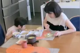 4岁儿子大眼像高梓淇，会说韩语英文，蔡琳泪称：儿子从没见过爸图片