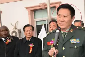 假少将15年行骗400多万，被捕后原形毕露成笑柄，结局如何？图片