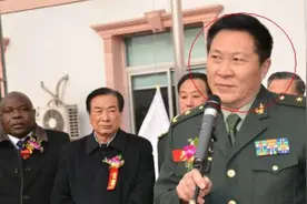 假少将15年行骗400多万，被捕后原形毕露成笑柄，结局如何？图片