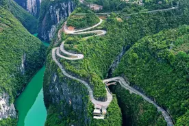 真好！鹤峰屏山旅游景区通过国家4A级旅游景区景观质量评审图片