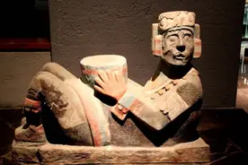 考古发现500年前食人惨剧：一队西班牙人被关笼子喂养半年遭献祭；带去的猪逃过一劫 | 潇湘晨报世界观图片
