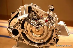 AT变速箱真的那么好吗？为什么很多厂家都弃用了？是技术原因？图片