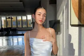 香肠嘴不再是贬义词，厚嘴唇已成主流审美，她的高级脸该火了图片