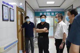 郓城县人民医院来我院考察实验室共建工作院图片