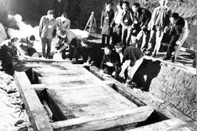 荆州专家出土西汉古墓，200件文物重见天日，但墓内奇观至今是谜视频封面