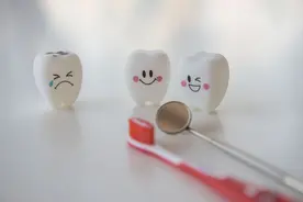 看牙实在太太太贵了，动辄上千块！这些保险可以帮你省一大笔钱图片