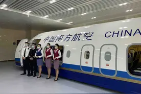 1:1比例，来看看南航的静态模拟舱图片