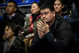 凌晨三点要求送外卖！CBA同曦外援大闹酒店！球队官方道歉图片