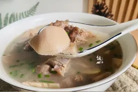 湖北人教我炖莲藕排骨汤，正确做法，好喝太多了，你也试试这样做图片
