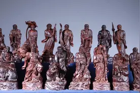 让人观之心惊的手工木雕重器！紫檀作《十八罗汉》！图片