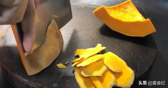 燕窝和南瓜可以一起吃吗 2025年燕窝和南瓜可以一起吃吗宝宝