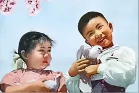 500万招贴：《我们热爱和平》图片