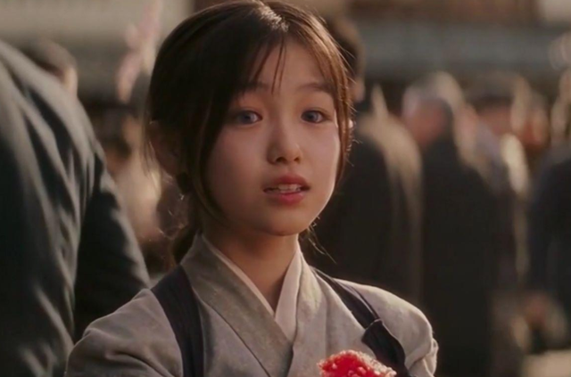 影片中露脸的华人演员,她演绎过诸多经典作品,在影片中多为主角身份