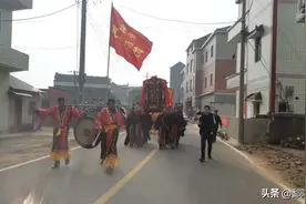 视界丨瓦屑坝移民祭祖大典，一个“寻根”的故事图片
