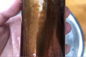 把爷爷的杯子洗干净了，结果他很生气，怎么办？图片