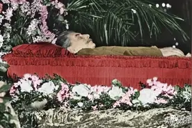 盘点苏联时代那些盛大的葬礼图片