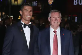 催人泪下！亦父亦师、亦友亦亲人：记得C罗和弗格森的点点滴滴图片