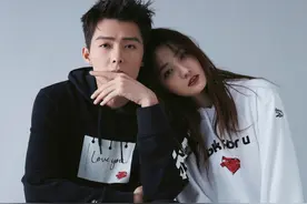 徐璐张铭恩情人节大片，穿情侣装太甜蜜，拥抱姿势让人羡慕图片