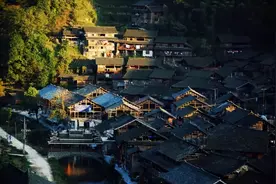 贵州这一古寨村落，家家户户房底放着棺材，是百年流传下来的习俗图片