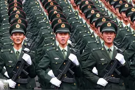 印度害怕中国却不惧美国？网友评论亮了：中国在1962年教训了印度图片