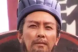 诸葛亮：3岁丧母8岁丧父随叔父迁居荆州，刘备三顾茅庐请他为军师图片