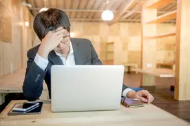 阿里员工吐槽：经历过失眠，甚至怀疑自己，阿里第一年确实很难熬图片