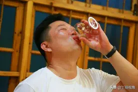 “得意门生”请老师吃饭（小小说）图片