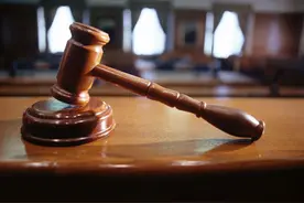 丈夫擅自将夫妻共同财产赠与“小三”，原配能要回来吗？法院这样判图片