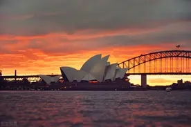 澳洲华人父母可以申请豁免和签证入境图片