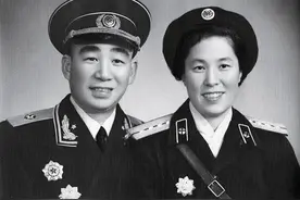 开国少将的童养媳终生未嫁，得到少将一家厚待，死后葬在少将墓旁图片