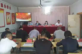 【创城进行时】李敏主持召开创建自治区文明城市暨疫情防控包联单位工作推进会图片