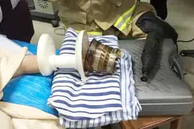 家里有榨汁机的注意了 杭州5岁女孩把手伸进榨汁机被绞伤视频封面