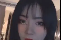小团团首次露脸直播，打破坦克传言，王校长赶往直播间支持！图片