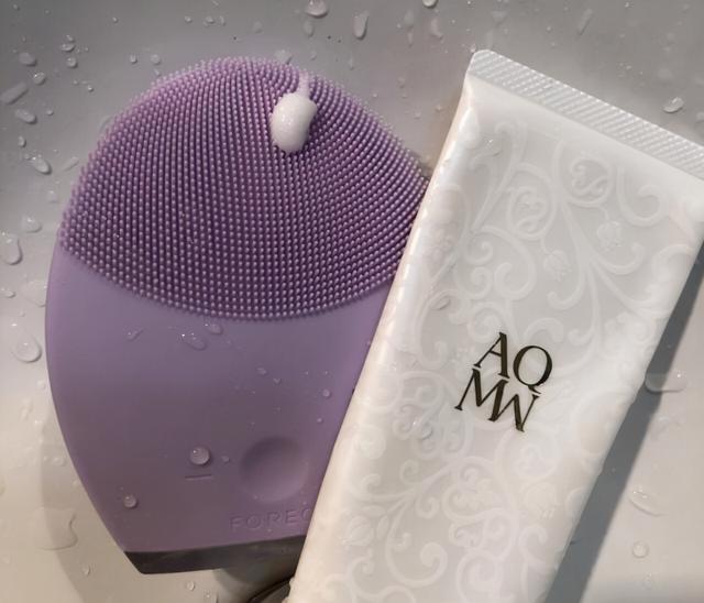 洗面奶推荐：有效给肌肤补足水份，温和去角质，让肌肤干净每一天