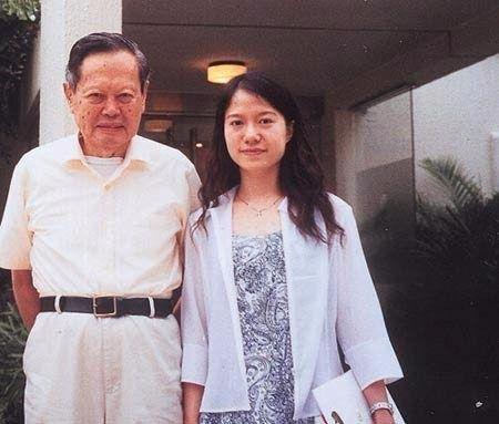 翁帆产下一子2019是真的吗 翁帆产下一子2019是真的吗视频(图1)