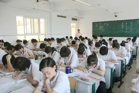 2020堪称“高考最难年”，教育部发布通知，高考生迎来一个坏消息图片