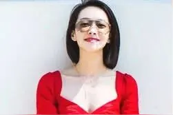 李沁的脚有多出名？男演员：不敢抱她，怕鞋没了图片
