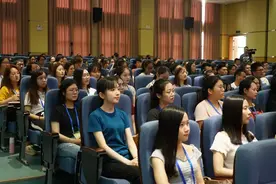 新手爸妈如何选幼儿园？离职幼师送你四句话，“公办园能挤就挤”图片