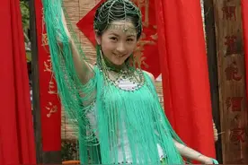古装剧奇装异服大比拼，刁蛮公主VS七仙女，你们觉得哪个更奇葩？图片