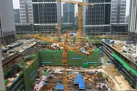 历时6年，用58幅图片，记录济南“第一高楼”从开始到建成图片